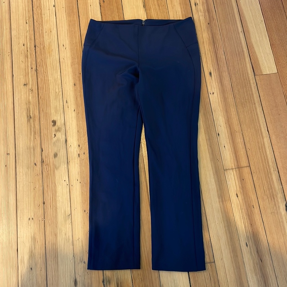 Veronica Beard Navy Zip Back Scuba Pant - Size 6